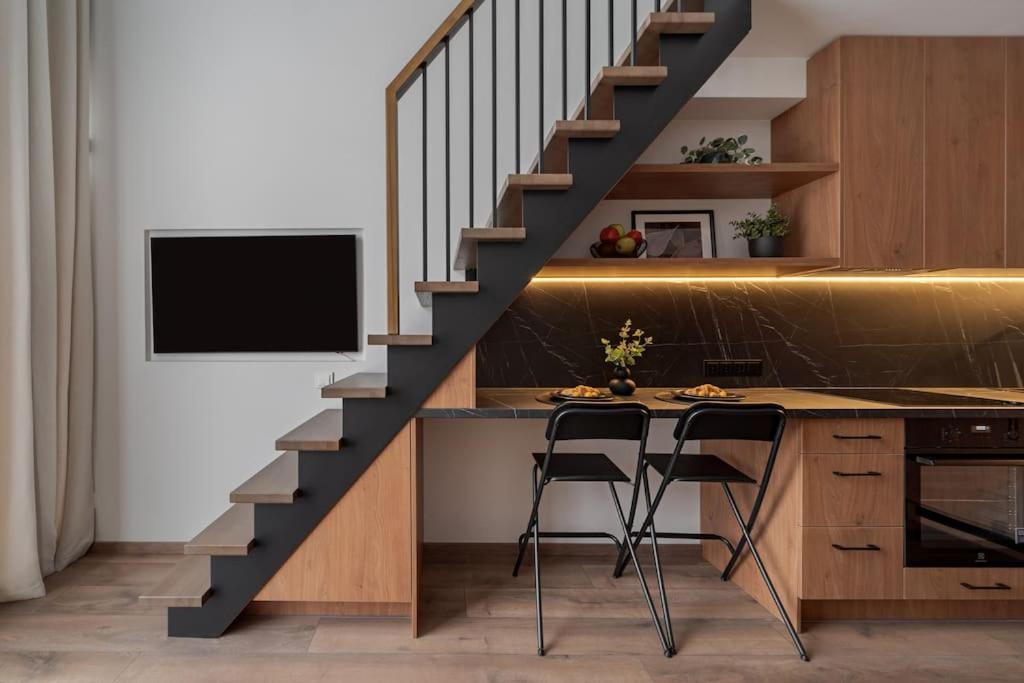 Modern Loft With Free Parking Butas