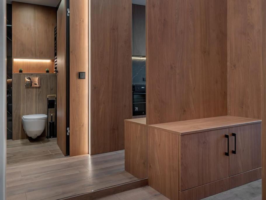 Butas Modern Loft With Free Parking *