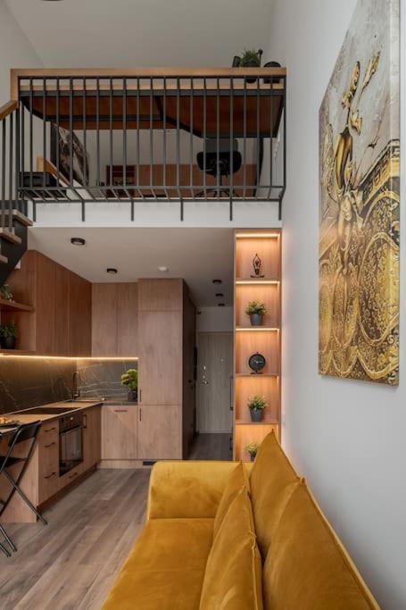 Lejlighed Modern Loft With Free Parking *